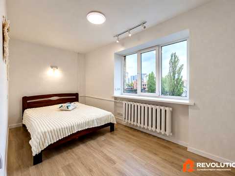квартира по адресу Елены Телиги ул., 3