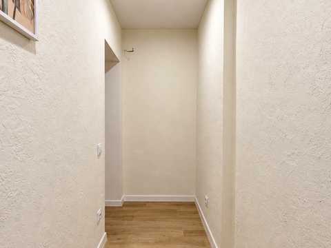 квартира по адресу Елены Телиги ул., 3