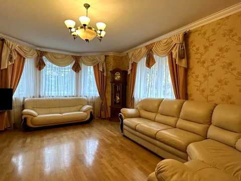 дом по адресу Киев, Автозаводской пер.