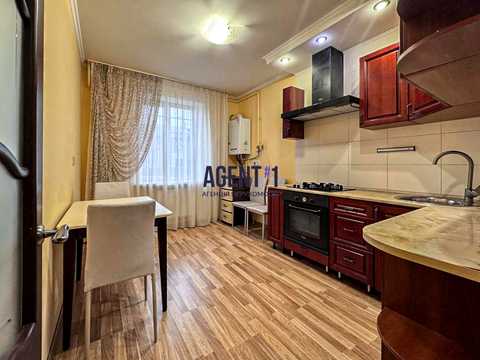 квартира по адресу Черкасская ул., 26