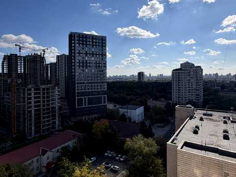квартира за адресою Олександра Довженка вул., 16-Б