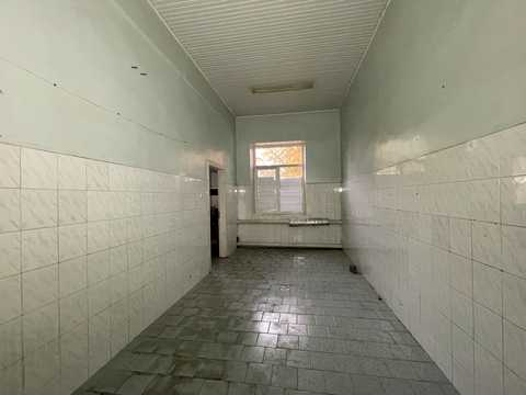 комерційна за адресою смт. Ворзель, Михайла Городецького вул. (Горького), 1