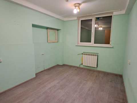 комерційна за адресою В'ячеслава Чорновола вул., 10