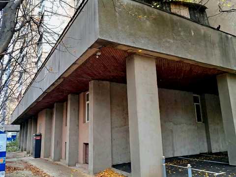 комерційна за адресою В'ячеслава Чорновола вул., 10