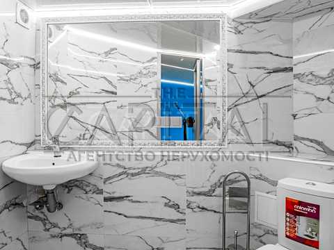 комерційна за адресою Миколи Бажана просп., 16