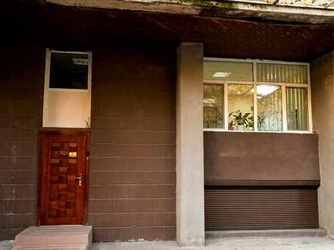 комерційна за адресою В'ячеслава Чорновола вул., 10