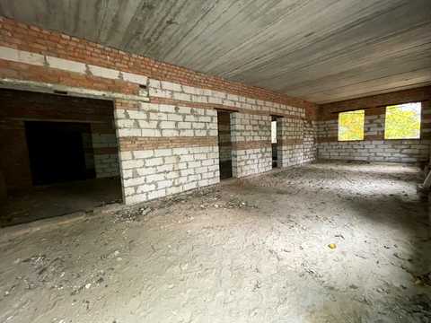 комерційна за адресою смт. Ворзель, Семенівська, 1