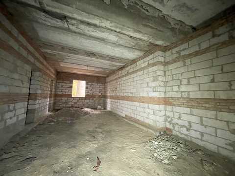 комерційна за адресою смт. Ворзель, Семенівська, 1