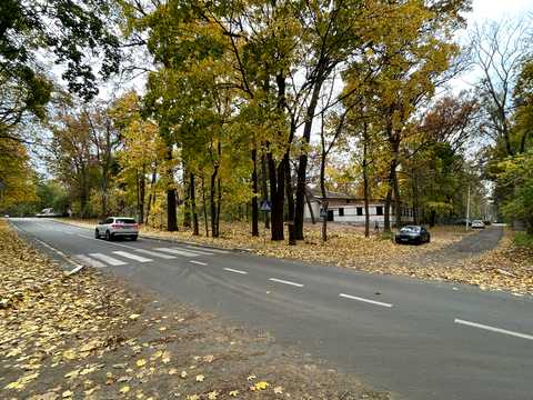 комерційна за адресою смт. Ворзель, Семенівська, 1