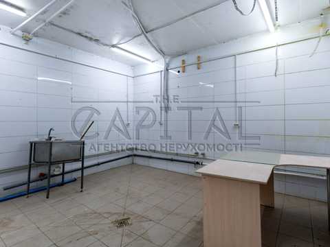 комерційна за адресою Київ, Здолбунівська вул., 7