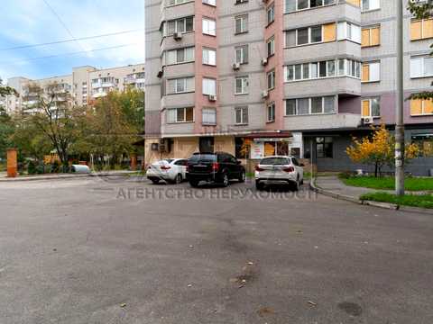 комерційна за адресою Київ, Здолбунівська вул., 7