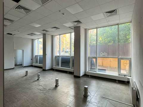 комерційна за адресою В'ячеслава Чорновола вул., 29-А