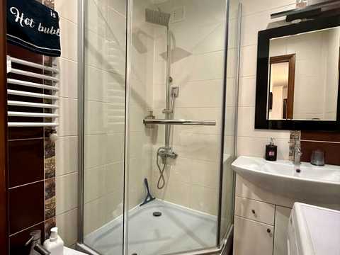 квартира за адресою Лозовецька вул., 4