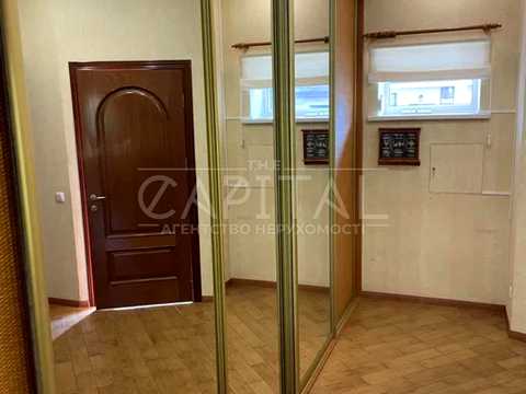 дом по адресу Киев, Смородиновая ул.