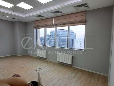 комерційна за адресою Князів Острозьких вул. (Московська), 29