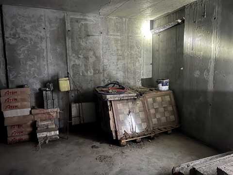 комерційна за адресою Зарічна вул., 1-В