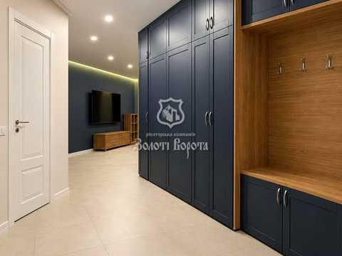 квартира за адресою Раїси Окіпної вул., 4