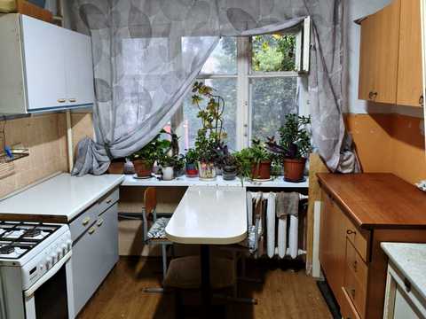 кімната за адресою Космонавтів вул., 25/3