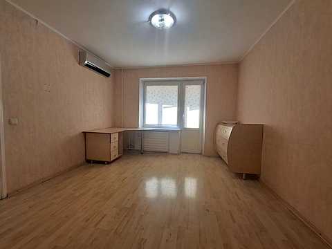 квартира за адресою Братиславська вул., 34-Б