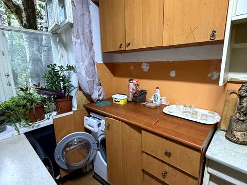 кімната за адресою Космонавтів вул., 25/3