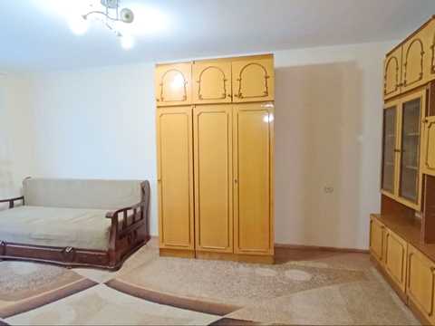 квартира за адресою Чорновола вул., 60