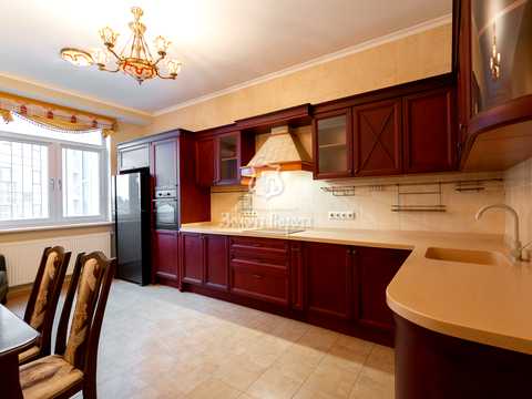 квартира за адресою Звіринецька вул., 59