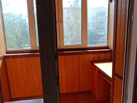 квартира за адресою Дніпро, Космонавтів вул., 4