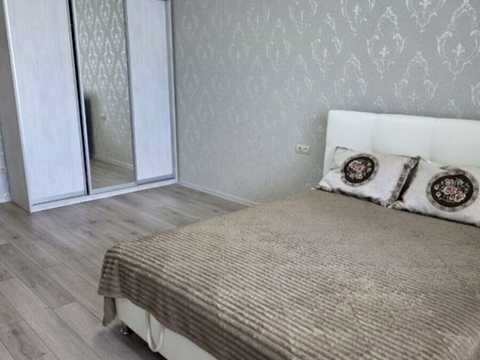 квартира за адресою Перлинна вул., 11