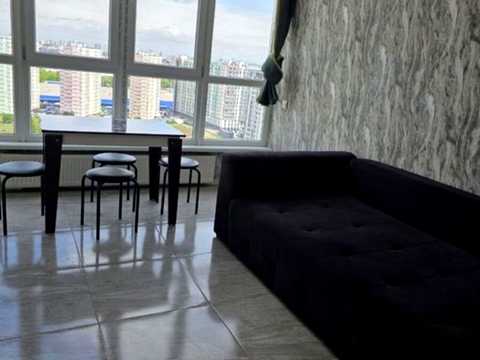 квартира за адресою Перлинна вул., 11