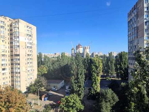 квартира за адресою Князя Володимира Великого просп. (Добровольського), 127