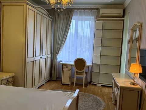 квартира за адресою Бровари, Драгоманова вул., 5