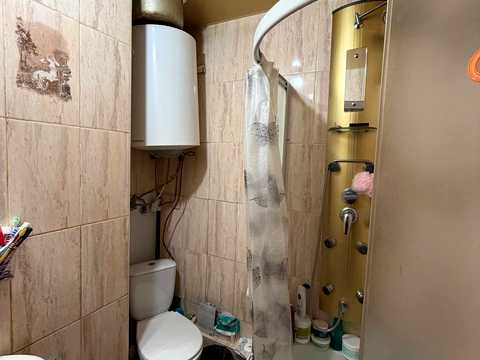 квартира за адресою Юрія Кондратюка вул. (Комунарівська), 5