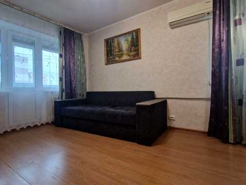 квартира за адресою Богдана Хмельницького вул., 9