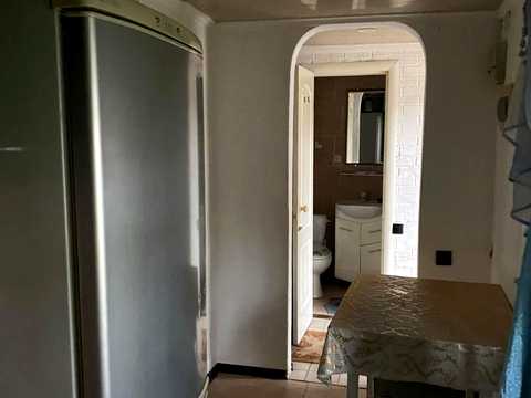 будинок за адресою Центральна вул., 4