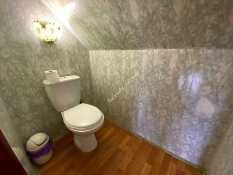 будинок за адресою Українська вул.