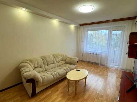 квартира за адресою Героїв просп., 12