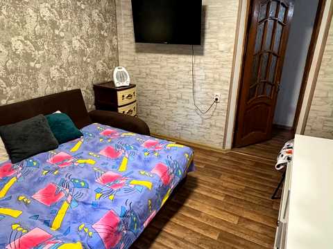 квартира за адресою Жоліо Кюрі вул., 24а