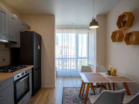 квартира за адресою Джерельна вул., 8