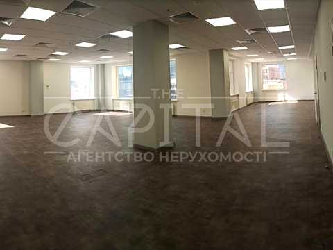 комерційна за адресою Жилянська вул., 74