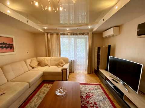 квартира за адресою Велика Васильківська вул. (Червоноармійська), 136