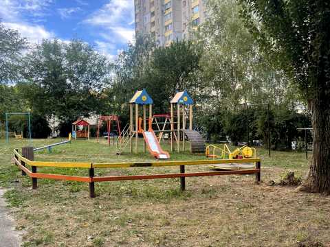 квартира за адресою Леся Курбаса просп., 4