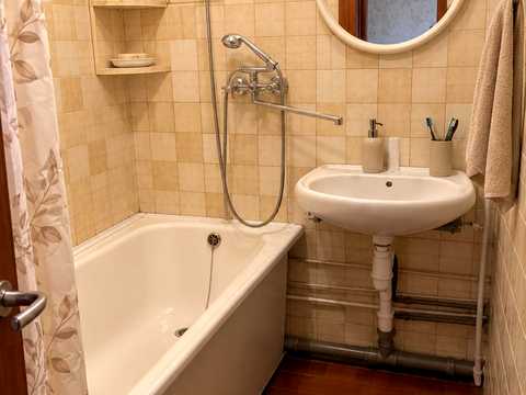 квартира за адресою Леся Курбаса просп., 4