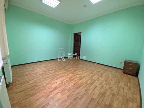 будинок за адресою Павла Загребельного вул. (Миколи Раєвського), 6