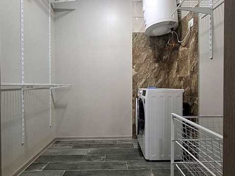 квартира за адресою Михайла Донця вул., 2-Б
