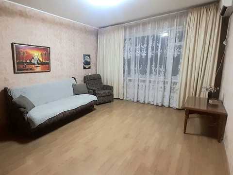 квартира за адресою Новорічна вул., 45