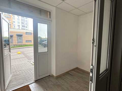 комерційна за адресою Сергія Данченка вул., 34