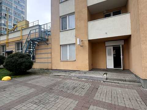 комерційна за адресою Сергія Данченка вул., 34