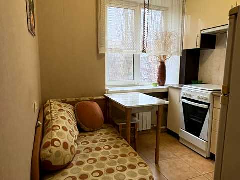 квартира за адресою Молодіжна вул., 3/2