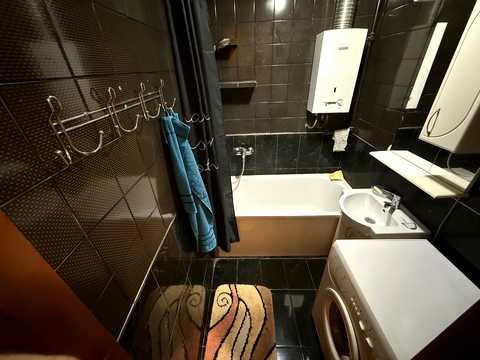 квартира за адресою Героїв УПА вул., 78б