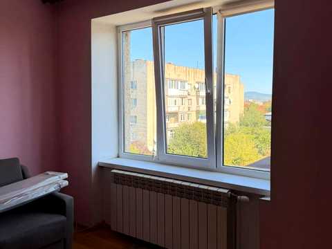 квартира за адресою Молодіжна, 4